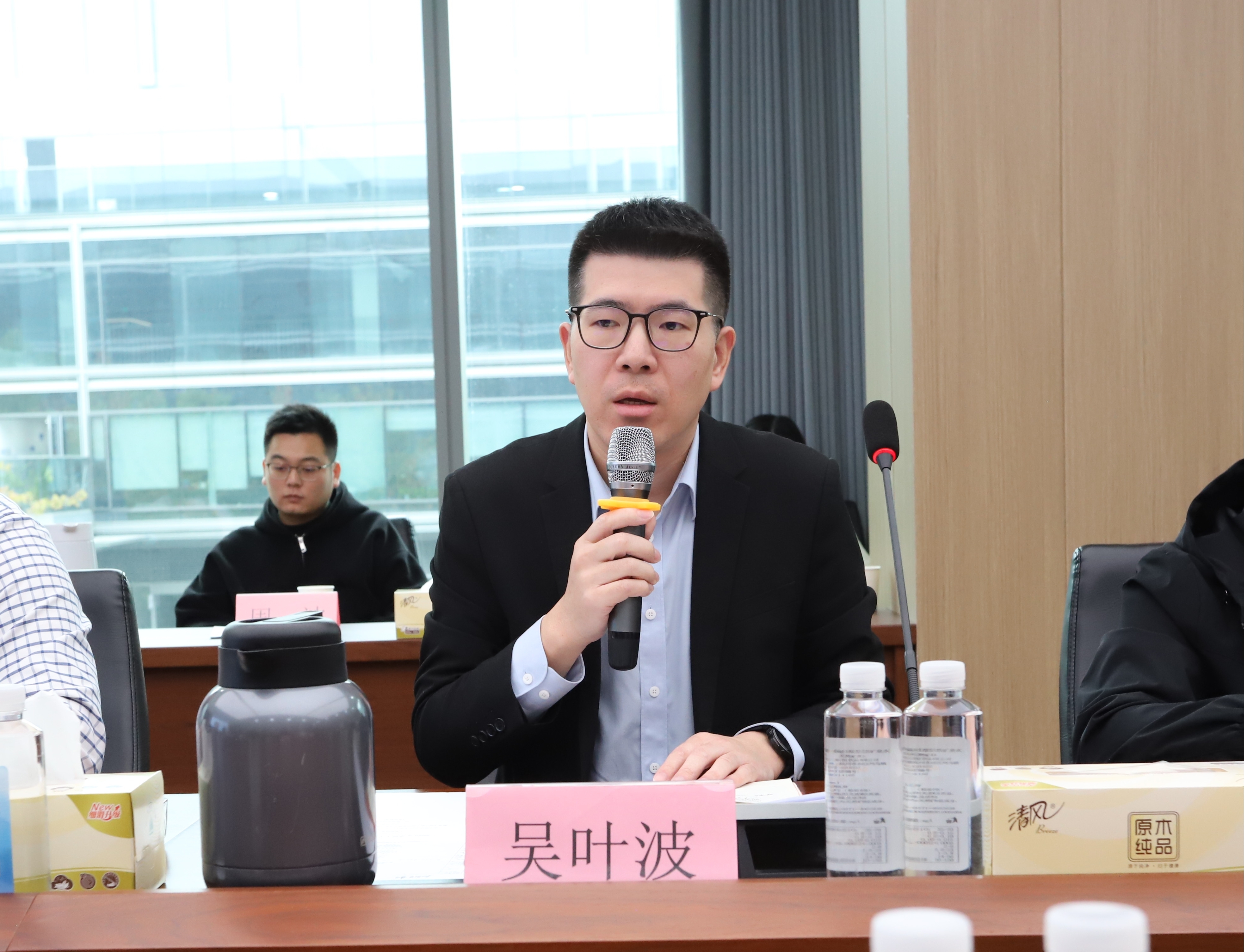 吴总.jpg 吴总.jpg